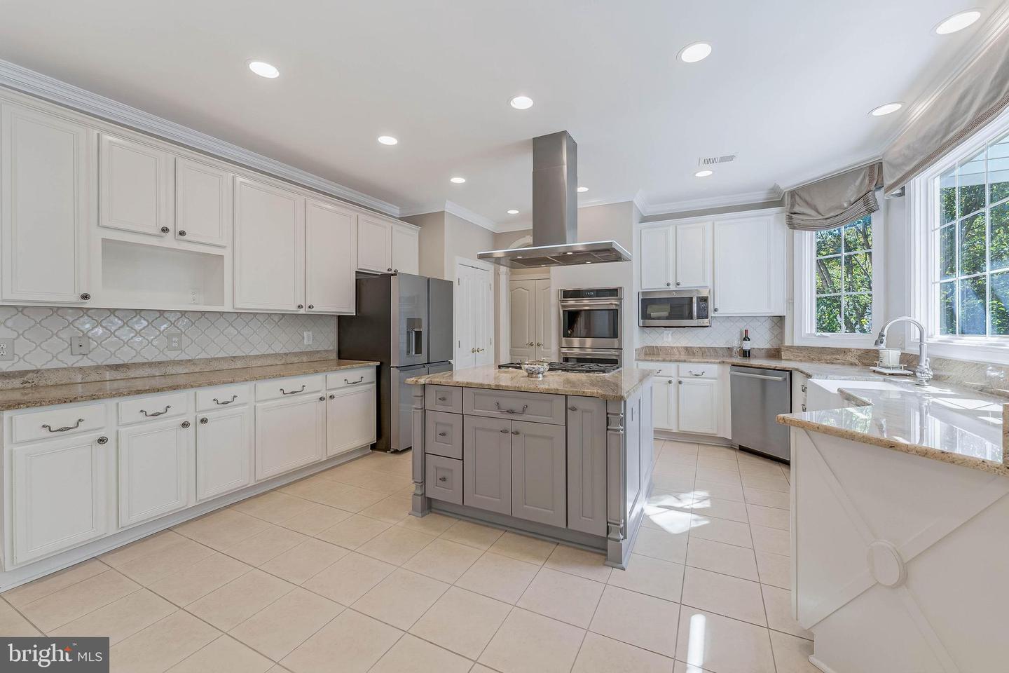 43605 EMERALD DUNES PL, LEESBURG, Virginia 20176, 5 Bedrooms Bedrooms, ,4 BathroomsBathrooms,Residential,For sale,43605 EMERALD DUNES PL,VALO2108320 MLS # VALO2108320