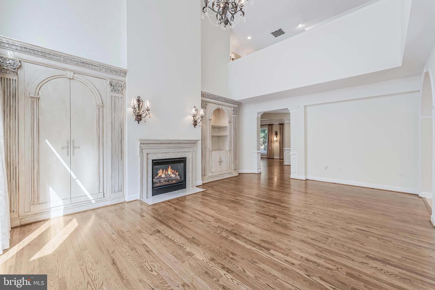 43605 EMERALD DUNES PL, LEESBURG, Virginia 20176, 5 Bedrooms Bedrooms, ,4 BathroomsBathrooms,Residential,For sale,43605 EMERALD DUNES PL,VALO2108320 MLS # VALO2108320