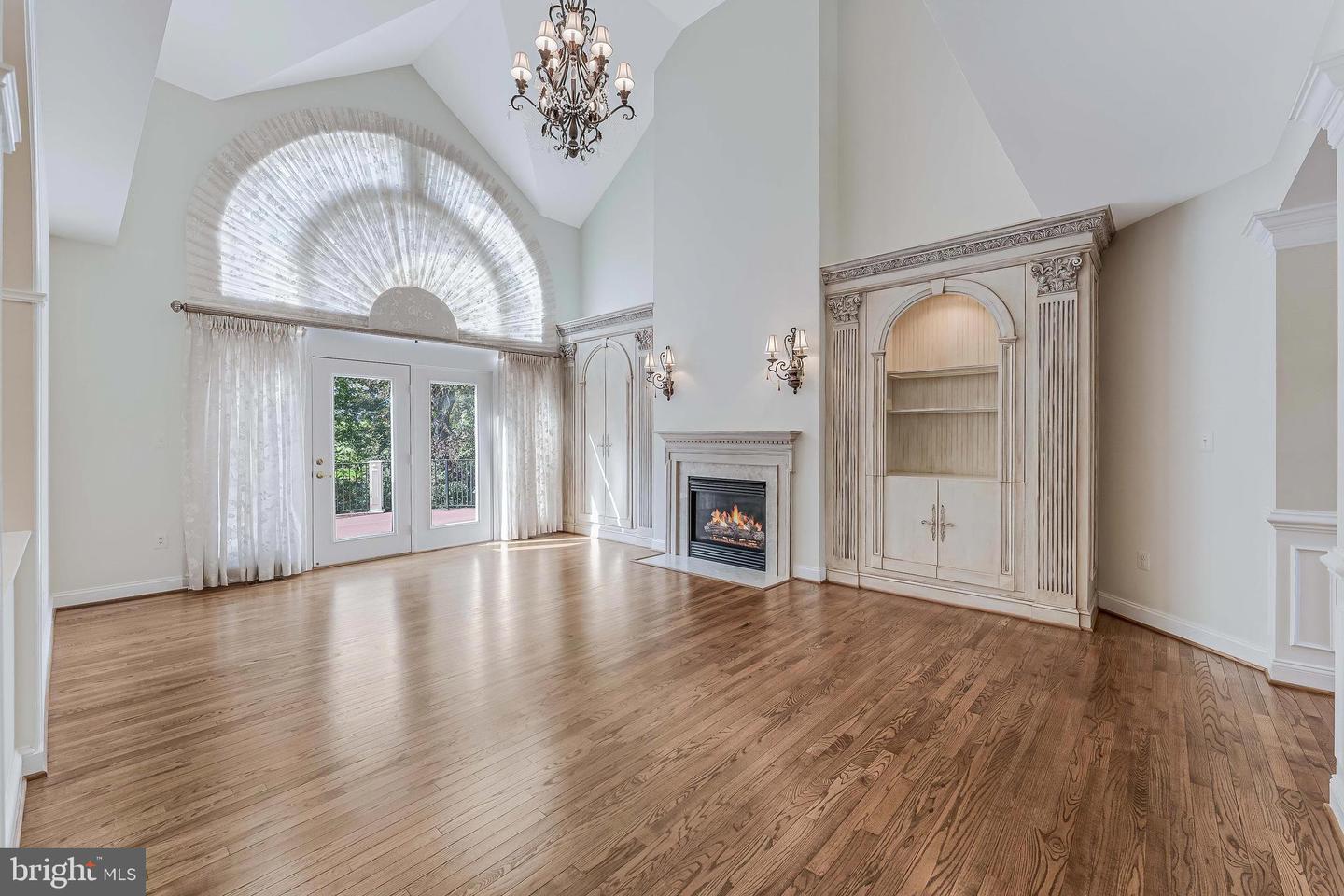 43605 EMERALD DUNES PL, LEESBURG, Virginia 20176, 5 Bedrooms Bedrooms, ,4 BathroomsBathrooms,Residential,For sale,43605 EMERALD DUNES PL,VALO2108320 MLS # VALO2108320