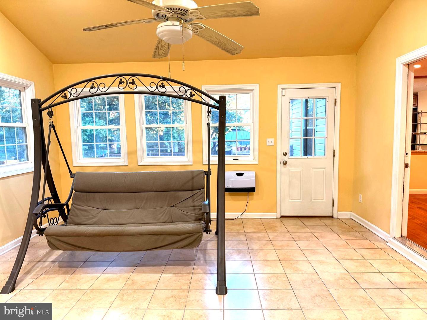 10434 CALUMET GROVE DR, FAIRFAX, Virginia 22032, 3 Bedrooms Bedrooms, ,2 BathroomsBathrooms,Residential,For sale,10434 CALUMET GROVE DR,VAFX2272942 MLS # VAFX2272942