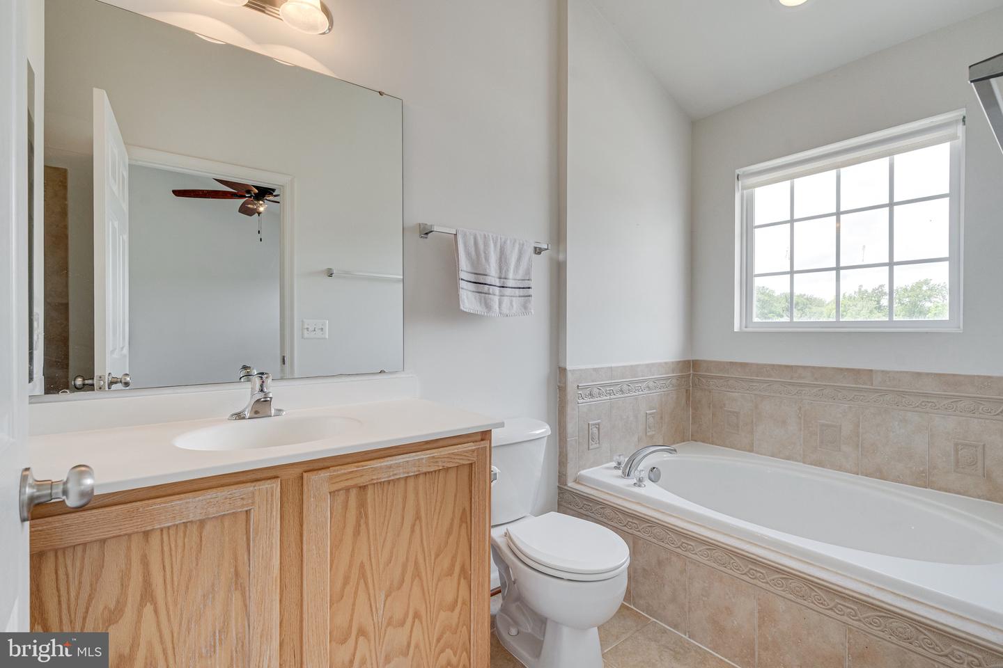 2390 ABINGTON DR, CHARLOTTESVILLE, Virginia 22911, 3 Bedrooms Bedrooms, ,2 BathroomsBathrooms,Residential,For sale,2390 ABINGTON DR,VAAB2001102 MLS # VAAB2001102
