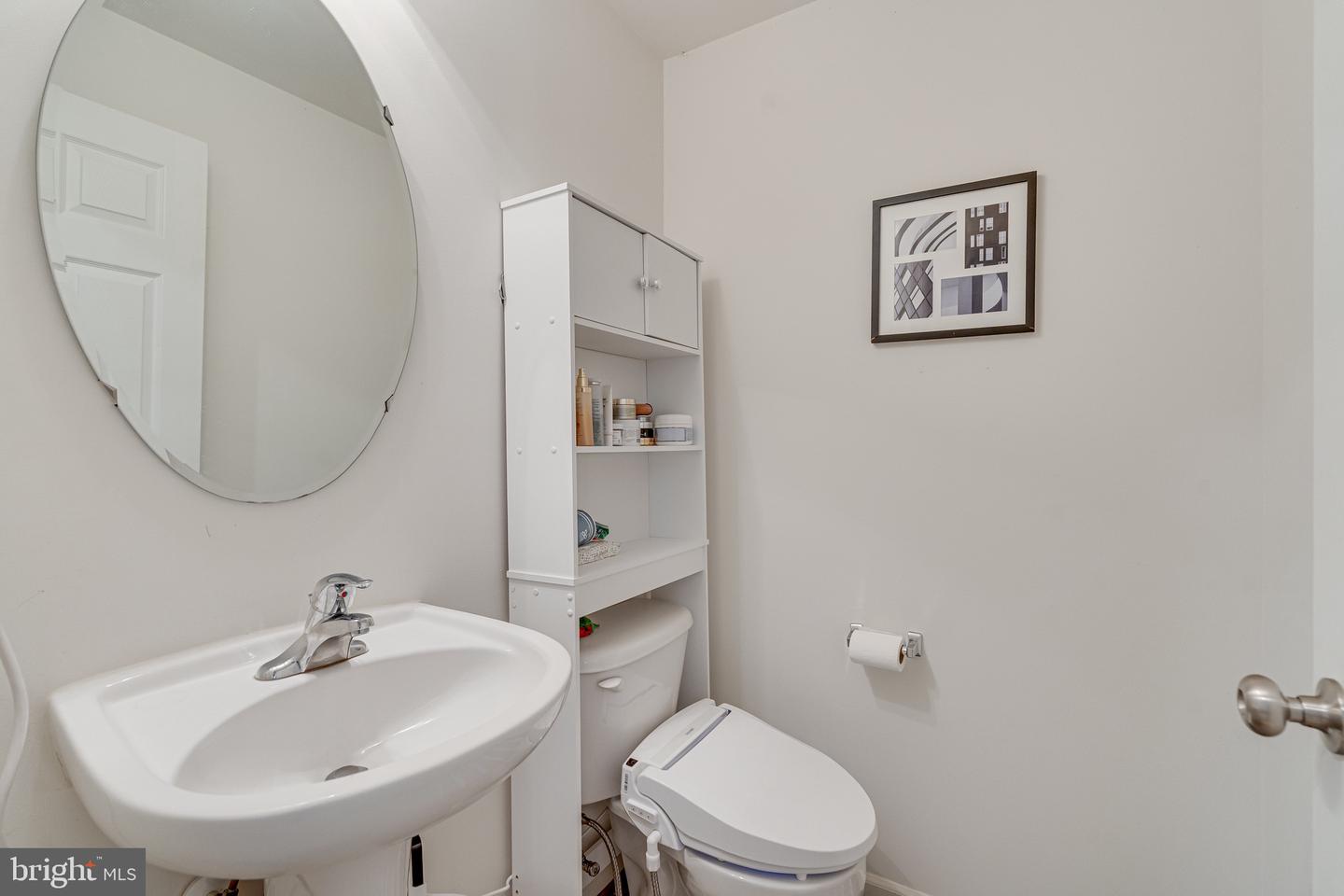 2390 ABINGTON DR, CHARLOTTESVILLE, Virginia 22911, 3 Bedrooms Bedrooms, ,2 BathroomsBathrooms,Residential,For sale,2390 ABINGTON DR,VAAB2001102 MLS # VAAB2001102
