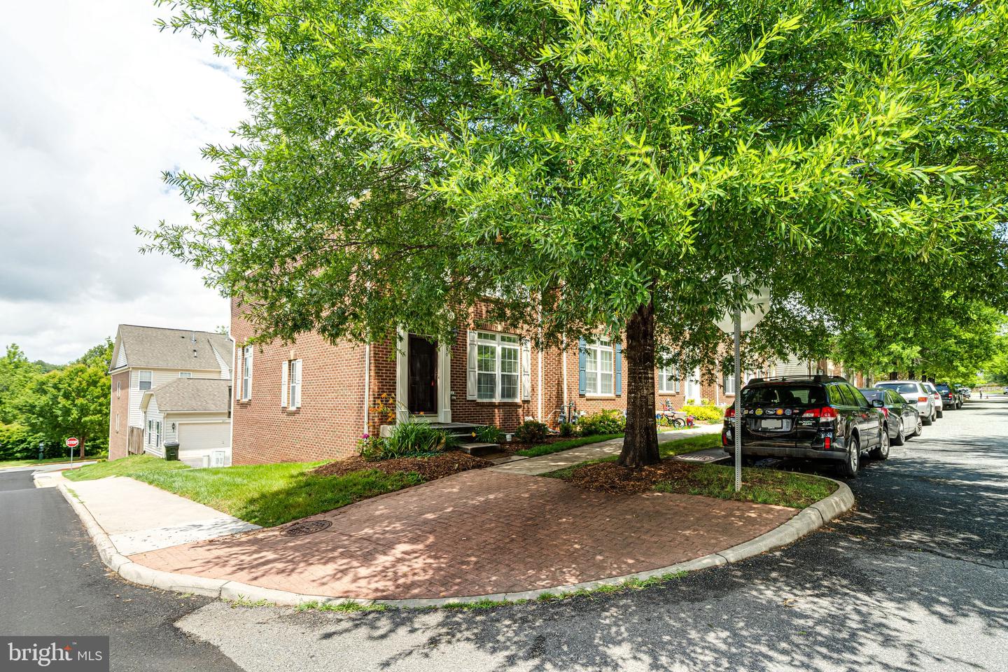 2390 ABINGTON DR, CHARLOTTESVILLE, Virginia 22911, 3 Bedrooms Bedrooms, ,2 BathroomsBathrooms,Residential,For sale,2390 ABINGTON DR,VAAB2001102 MLS # VAAB2001102