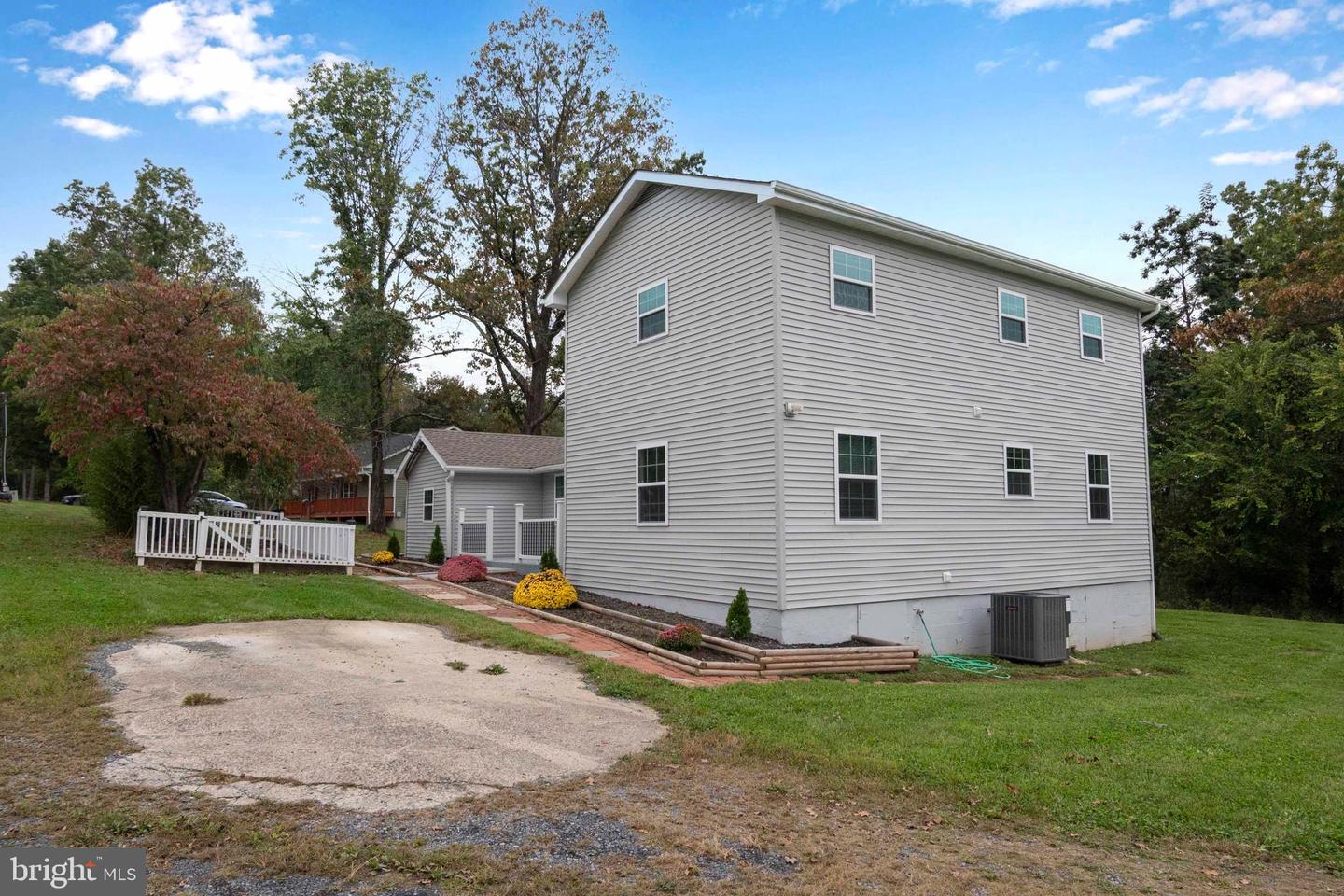 671 PINE RIDGE DR, FRONT ROYAL, Virginia 22630, 4 Bedrooms Bedrooms, ,2 BathroomsBathrooms,Residential,For sale,671 PINE RIDGE DR,VAWR2012498 MLS # VAWR2012498