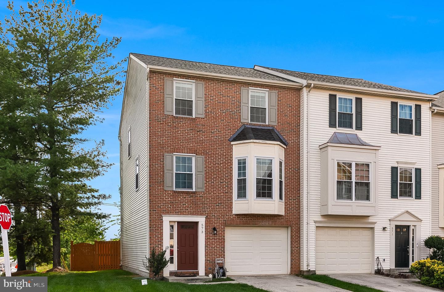 573 TULIPTREE SQ NE, LEESBURG, Virginia 20176, 3 Bedrooms Bedrooms, ,2 BathroomsBathrooms,Residential,For sale,573 TULIPTREE SQ NE,VALO2108328 MLS # VALO2108328