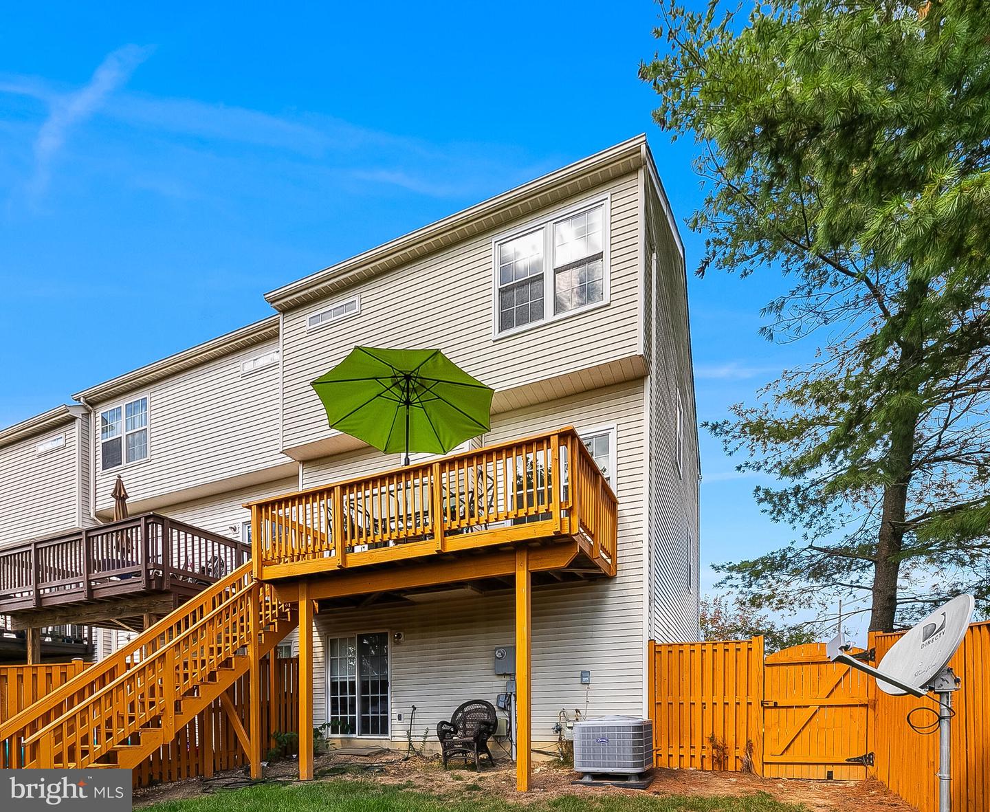 573 TULIPTREE SQ NE, LEESBURG, Virginia 20176, 3 Bedrooms Bedrooms, ,2 BathroomsBathrooms,Residential,For sale,573 TULIPTREE SQ NE,VALO2108328 MLS # VALO2108328