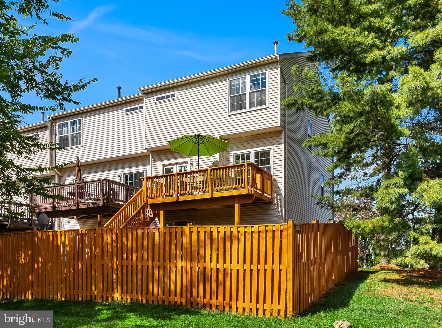 573 TULIPTREE SQ NE, LEESBURG, Virginia 20176, 3 Bedrooms Bedrooms, ,2 BathroomsBathrooms,Residential,For sale,573 TULIPTREE SQ NE,VALO2108328 MLS # VALO2108328