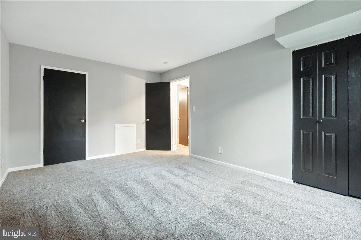 7809 DASSETT CT #101, ANNANDALE, Virginia 22003, 1 Bedroom Bedrooms, ,1 BathroomBathrooms,Residential,For sale,7809 DASSETT CT #101,VAFX2272966 MLS # VAFX2272966