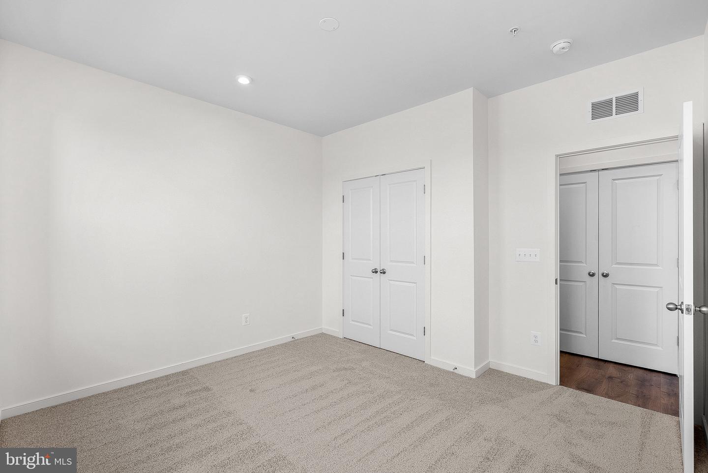 19719 MISTY MOSS SQ, ASHBURN, Virginia 20147, 3 Bedrooms Bedrooms, ,2 BathroomsBathrooms,Residential,For sale,19719 MISTY MOSS SQ,VALO2108316 MLS # VALO2108316