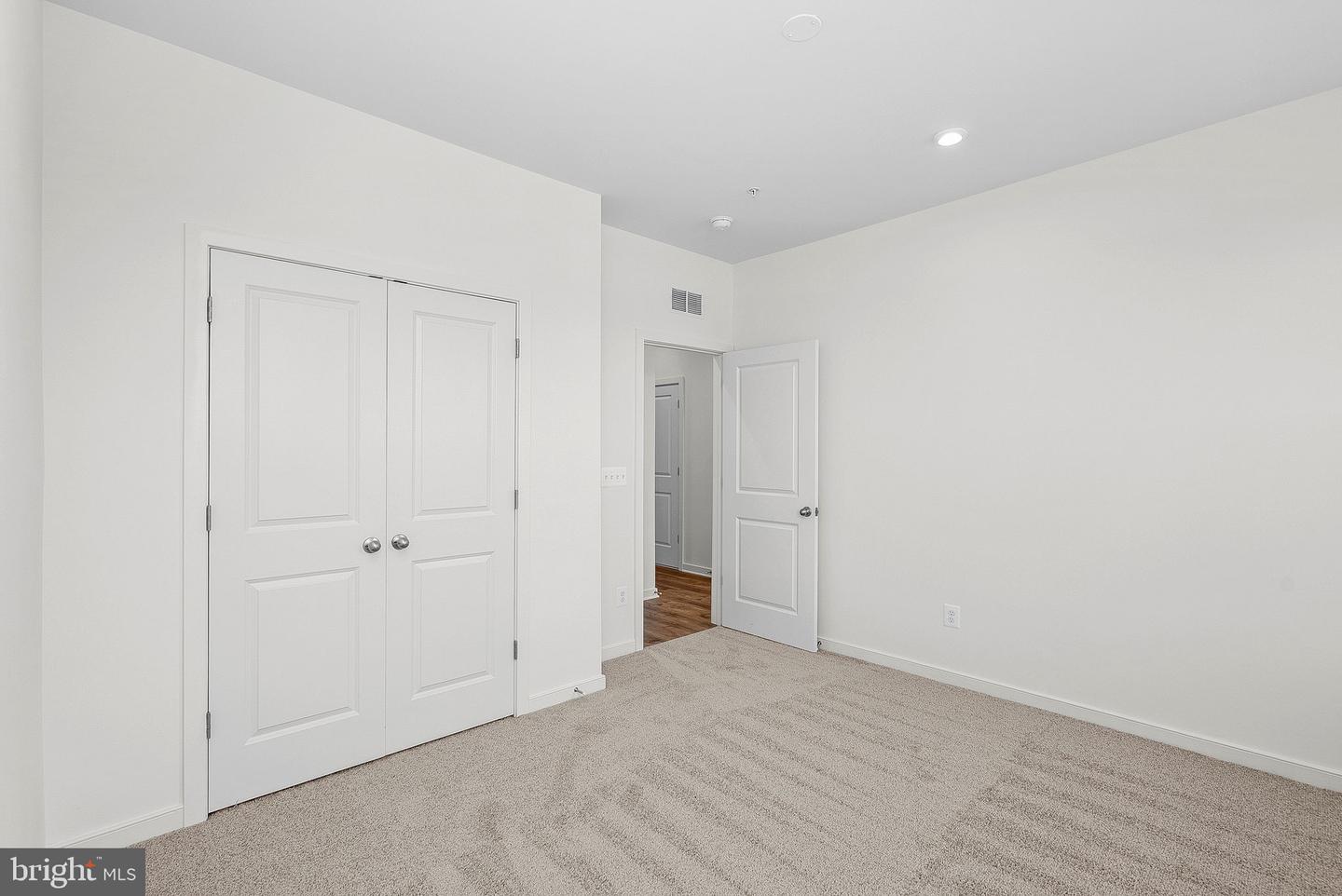 19719 MISTY MOSS SQ, ASHBURN, Virginia 20147, 3 Bedrooms Bedrooms, ,2 BathroomsBathrooms,Residential,For sale,19719 MISTY MOSS SQ,VALO2108316 MLS # VALO2108316