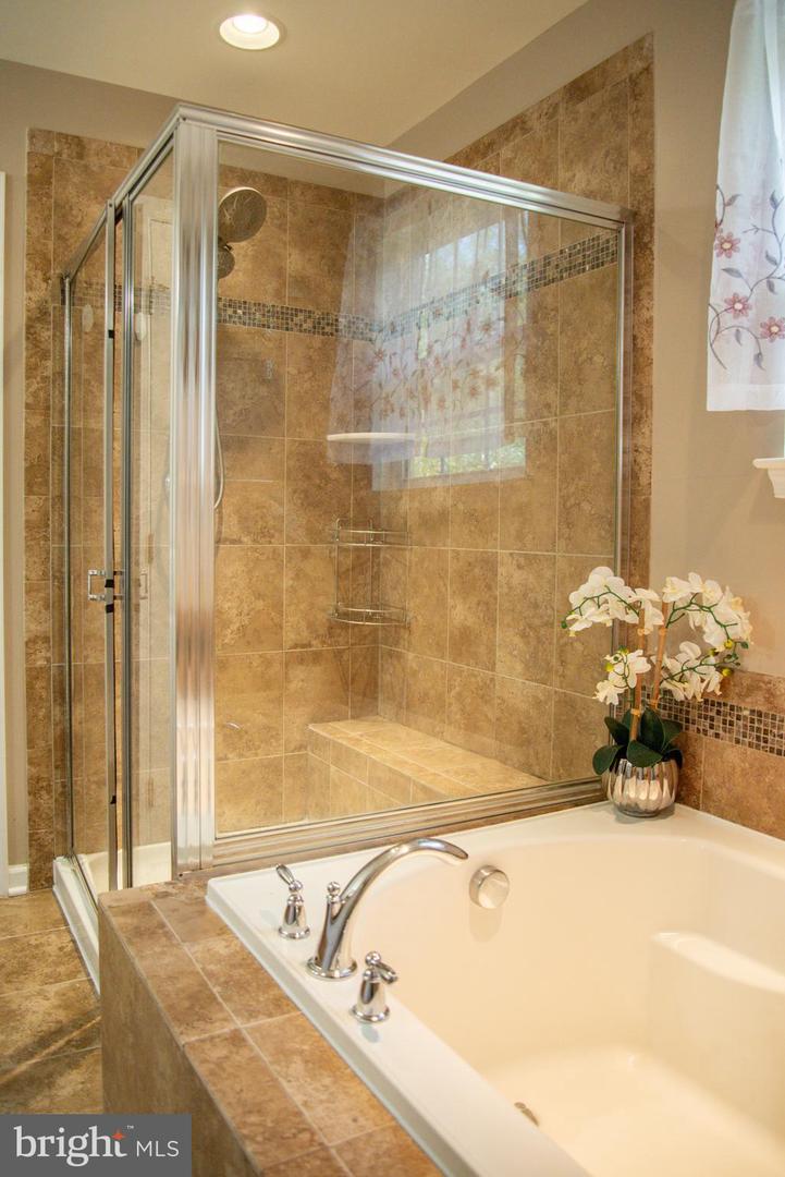 42 COOL BROOK LN, FREDERICKSBURG, Virginia 22405, 4 Bedrooms Bedrooms, 9 Rooms Rooms,4 BathroomsBathrooms,Residential,For sale,42 COOL BROOK LN,VAST2043312 MLS # VAST2043312