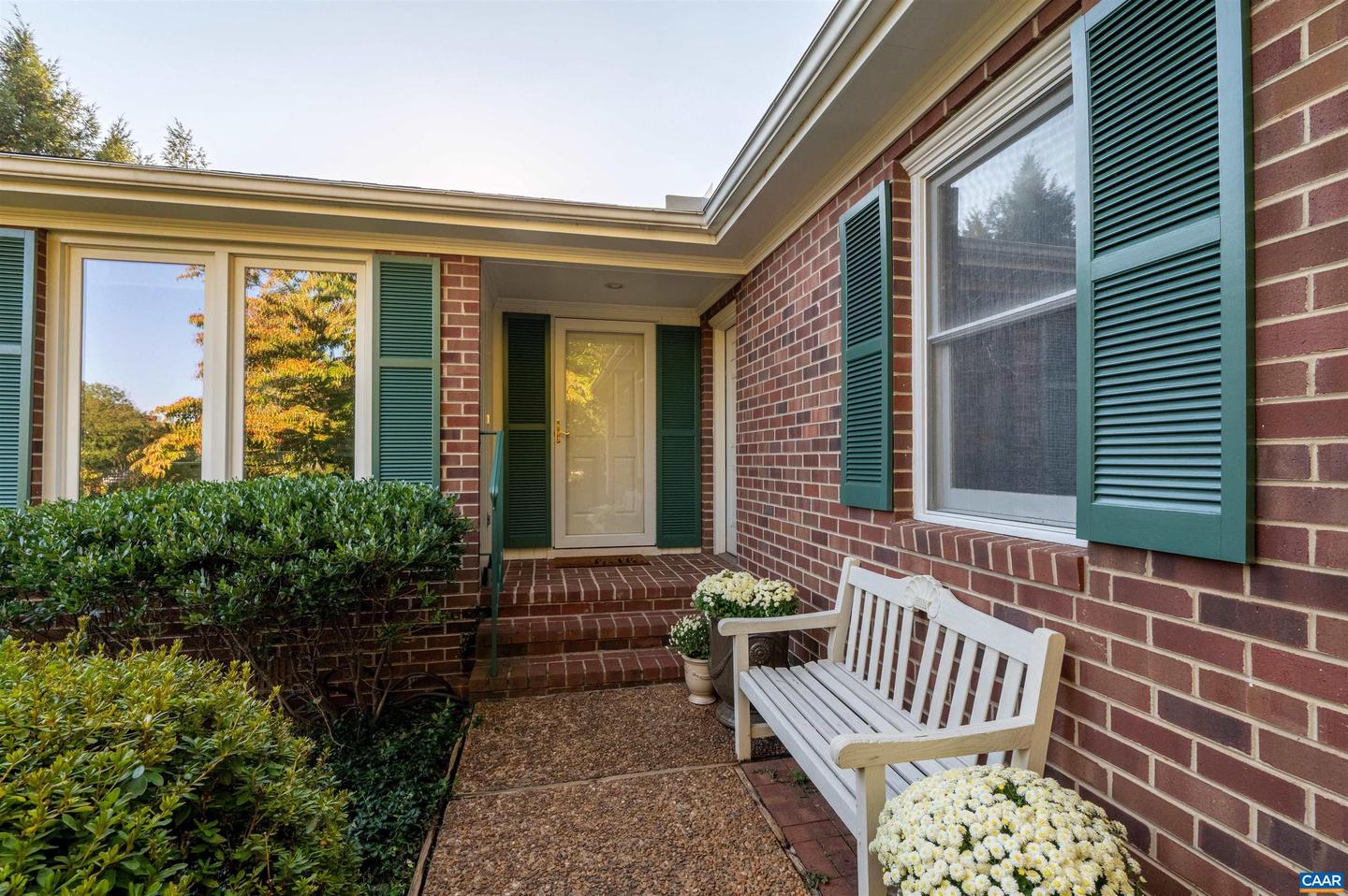 544 WORTHINGTON DR, CHARLOTTESVILLE, Virginia 22903, 2 Bedrooms Bedrooms, ,2 BathroomsBathrooms,Residential,For sale,544 WORTHINGTON DR,669722 MLS # 669722