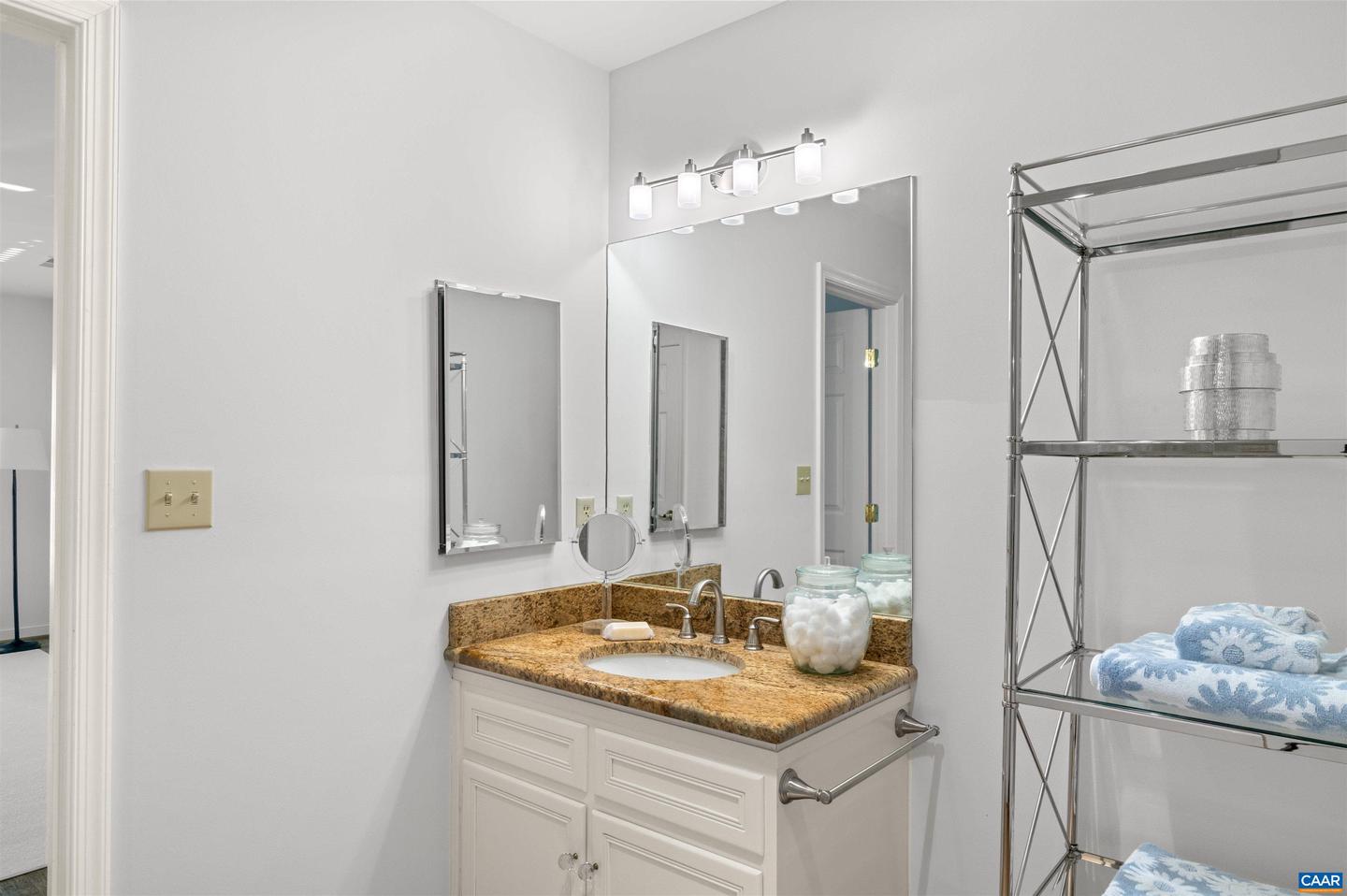 544 WORTHINGTON DR, CHARLOTTESVILLE, Virginia 22903, 2 Bedrooms Bedrooms, ,2 BathroomsBathrooms,Residential,For sale,544 WORTHINGTON DR,669722 MLS # 669722