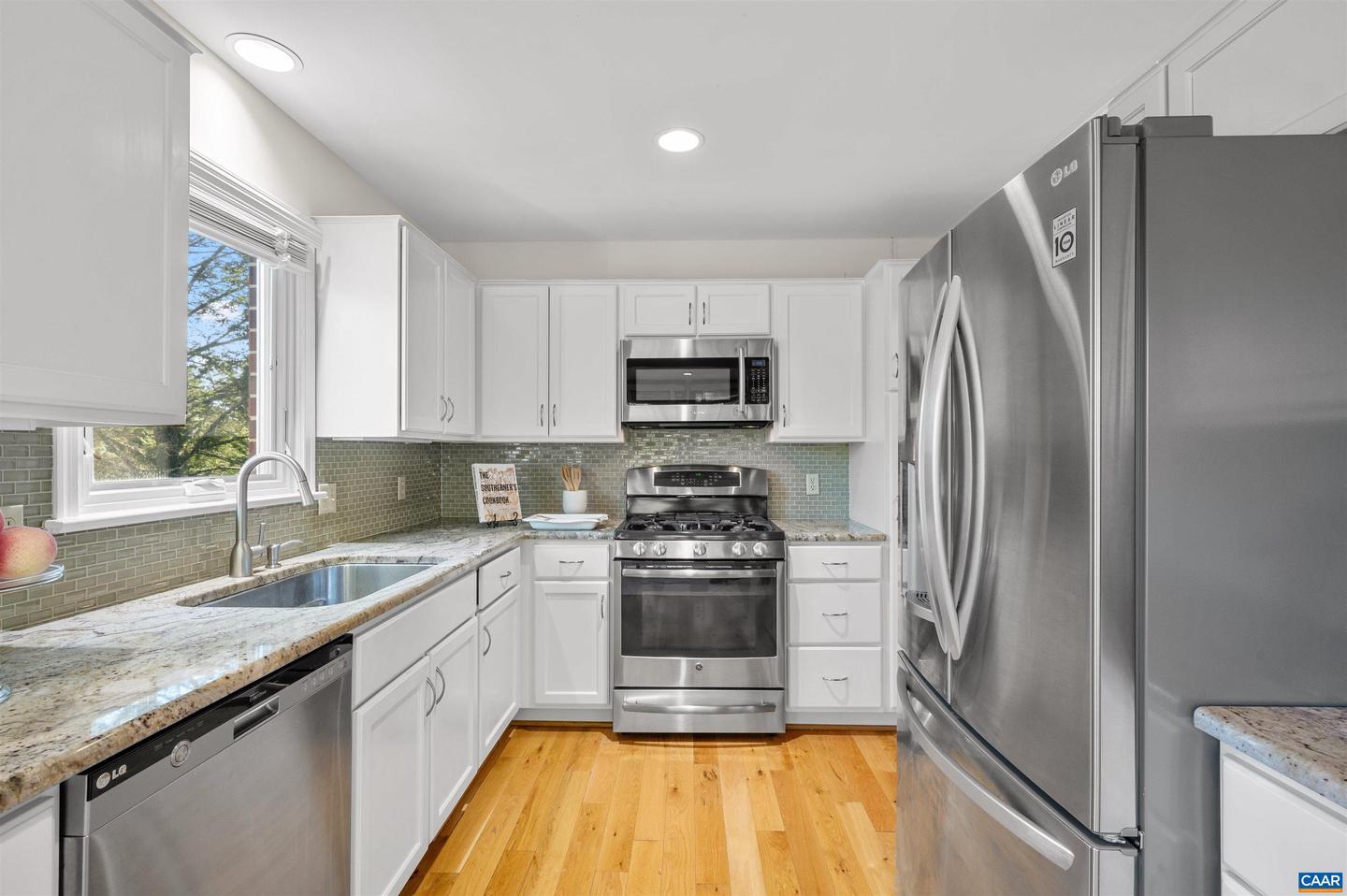 544 WORTHINGTON DR, CHARLOTTESVILLE, Virginia 22903, 2 Bedrooms Bedrooms, ,2 BathroomsBathrooms,Residential,For sale,544 WORTHINGTON DR,669722 MLS # 669722