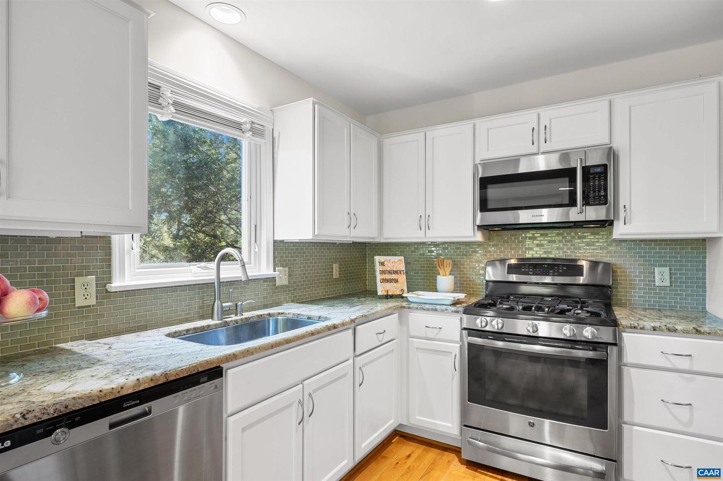 544 WORTHINGTON DR, CHARLOTTESVILLE, Virginia 22903, 2 Bedrooms Bedrooms, ,2 BathroomsBathrooms,Residential,For sale,544 WORTHINGTON DR,669722 MLS # 669722