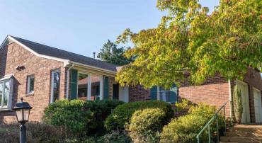 544 WORTHINGTON DR, CHARLOTTESVILLE, Virginia 22903, 2 Bedrooms Bedrooms, ,2 BathroomsBathrooms,Residential,For sale,544 WORTHINGTON DR,669722 MLS # 669722