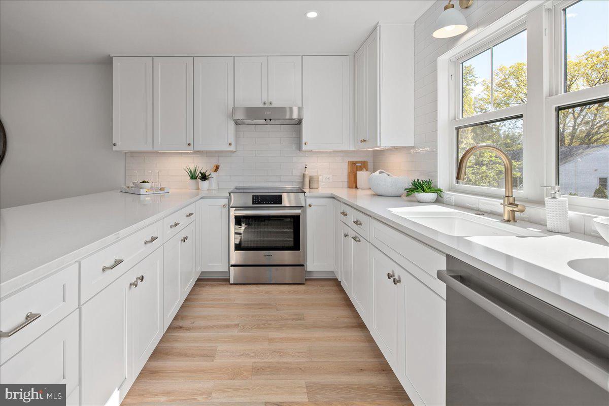 911 N IRVING ST, ARLINGTON, Virginia 22201, 4 Bedrooms Bedrooms, ,4 BathroomsBathrooms,Residential,For sale,911 N IRVING ST,VAAR2064614 MLS # VAAR2064614 911 N IRVING ST, ARLINGTON, Virginia 22201, 4 Bedrooms Bedrooms, ,4 BathroomsBathrooms,Residential,For sale,911 N IRVING ST,VAAR2064614 MLS # VAAR2064614