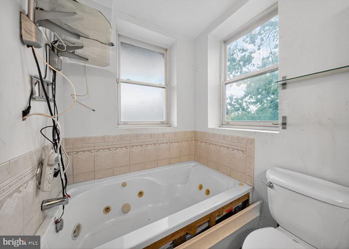 115 NEW YORK AVE NW #6, WASHINGTON, District Of Columbia 20001, 2 Bedrooms Bedrooms, 5 Rooms Rooms,2 BathroomsBathrooms,Residential,For sale,115 NEW YORK AVE NW #6,DCDC2225782 MLS # DCDC2225782