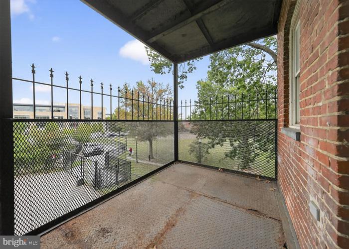 115 NEW YORK AVE NW #6, WASHINGTON, District Of Columbia 20001, 2 Bedrooms Bedrooms, 5 Rooms Rooms,2 BathroomsBathrooms,Residential,For sale,115 NEW YORK AVE NW #6,DCDC2225782 MLS # DCDC2225782
