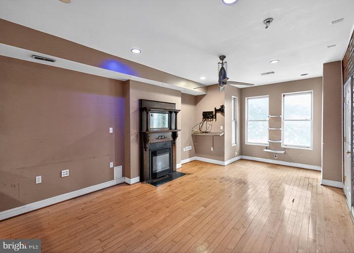 115 NEW YORK AVE NW #6, WASHINGTON, District Of Columbia 20001, 2 Bedrooms Bedrooms, 5 Rooms Rooms,2 BathroomsBathrooms,Residential,For sale,115 NEW YORK AVE NW #6,DCDC2225782 MLS # DCDC2225782