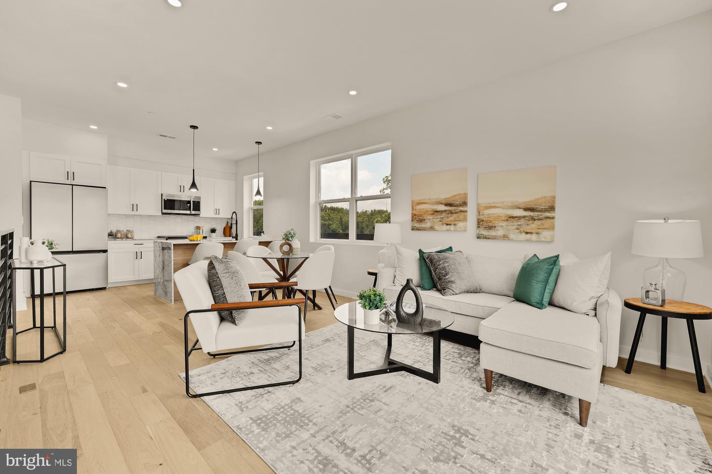 2606 41ST ST NW #7, WASHINGTON, District Of Columbia 20007, 2 Bedrooms Bedrooms, ,2 BathroomsBathrooms,Residential,For sale,2606 41ST ST NW #7,DCDC2225732 MLS # DCDC2225732