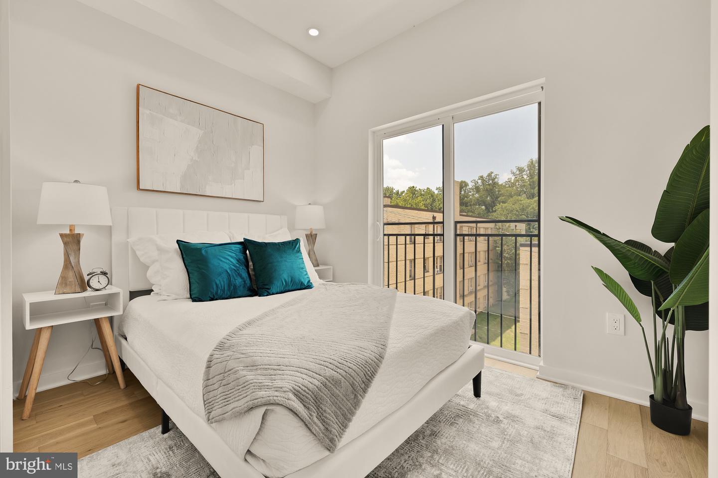 2606 41ST ST NW #7, WASHINGTON, District Of Columbia 20007, 2 Bedrooms Bedrooms, ,2 BathroomsBathrooms,Residential,For sale,2606 41ST ST NW #7,DCDC2225732 MLS # DCDC2225732