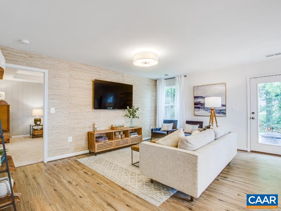 157 LOOKOVER TER, STUARTS DRAFT, Virginia 24477, 3 Bedrooms Bedrooms, ,2 BathroomsBathrooms,Residential,For sale,157 LOOKOVER TER,669724 MLS # 669724