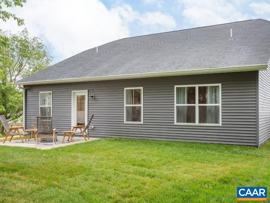 157 LOOKOVER TER, STUARTS DRAFT, Virginia 24477, 3 Bedrooms Bedrooms, ,2 BathroomsBathrooms,Residential,For sale,157 LOOKOVER TER,669724 MLS # 669724
