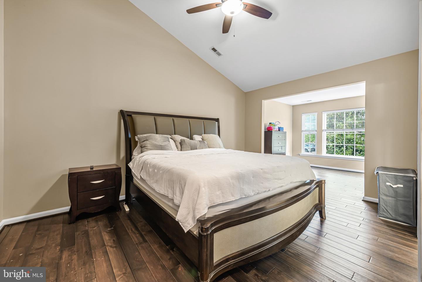 16873 SEA LAWN PL, WOODBRIDGE, Virginia 22191, 4 Bedrooms Bedrooms, ,3 BathroomsBathrooms,Residential,For sale,16873 SEA LAWN PL,VAPW2105464 MLS # VAPW2105464