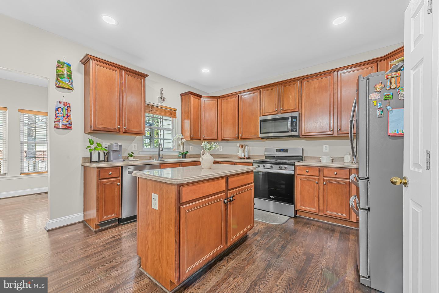 16873 SEA LAWN PL, WOODBRIDGE, Virginia 22191, 4 Bedrooms Bedrooms, ,3 BathroomsBathrooms,Residential,For sale,16873 SEA LAWN PL,VAPW2105464 MLS # VAPW2105464