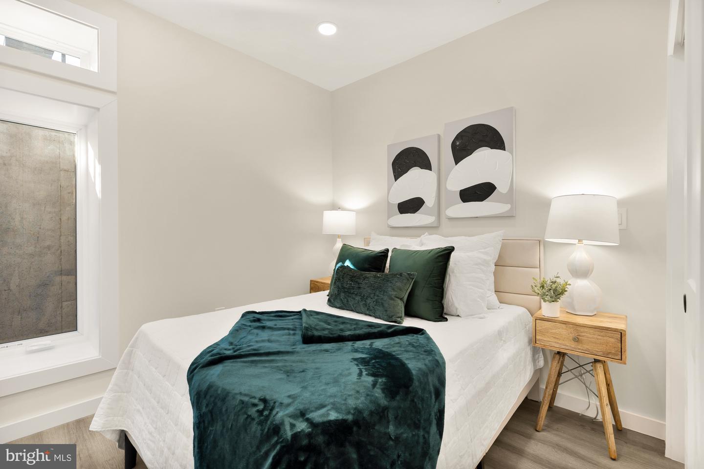 2606 41ST ST NW #4, WASHINGTON, District Of Columbia 20007, 2 Bedrooms Bedrooms, ,2 BathroomsBathrooms,Residential,For sale,2606 41ST ST NW #4,DCDC2225736 MLS # DCDC2225736