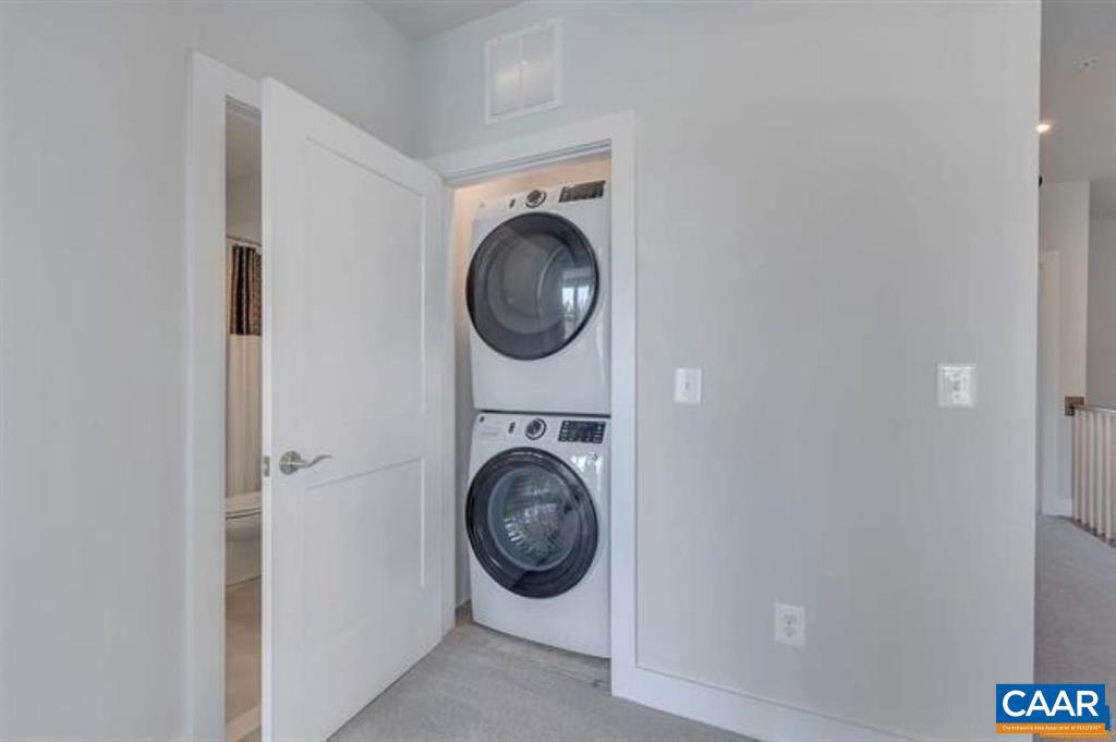 828 WESLEY LN #A, CHARLOTTESVILLE, Virginia 22911, 3 Bedrooms Bedrooms, ,2 BathroomsBathrooms,Residential,For sale,828 WESLEY LN #A,669709 MLS # 669709
