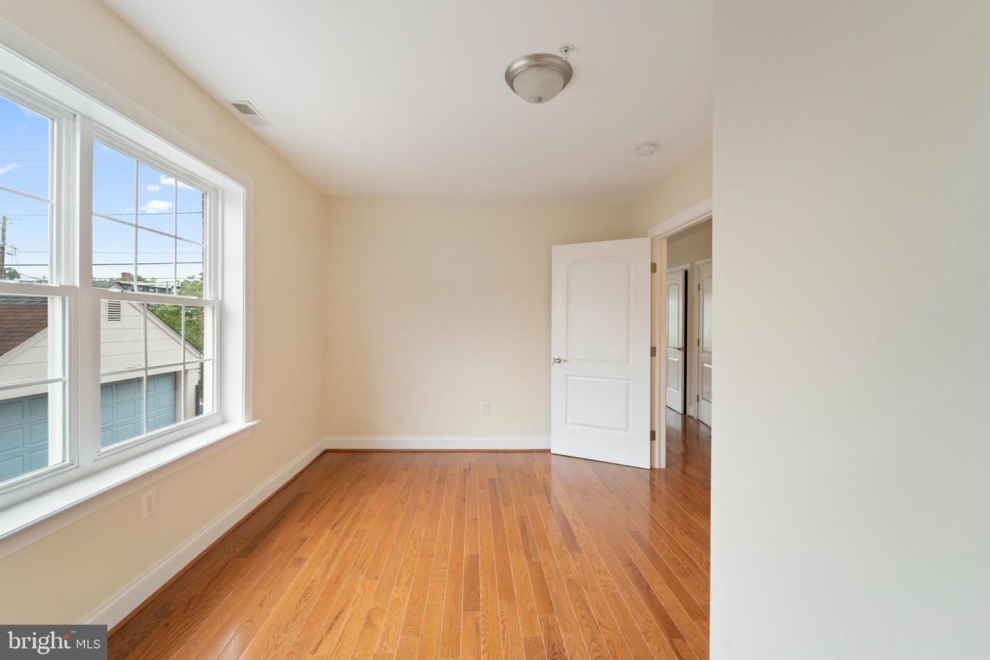 911 KENNEDY ST NW #4, WASHINGTON, District Of Columbia 20011, 2 Bedrooms Bedrooms, ,1 BathroomBathrooms,Residential,For sale,911 KENNEDY ST NW #4,DCDC2225788 MLS # DCDC2225788