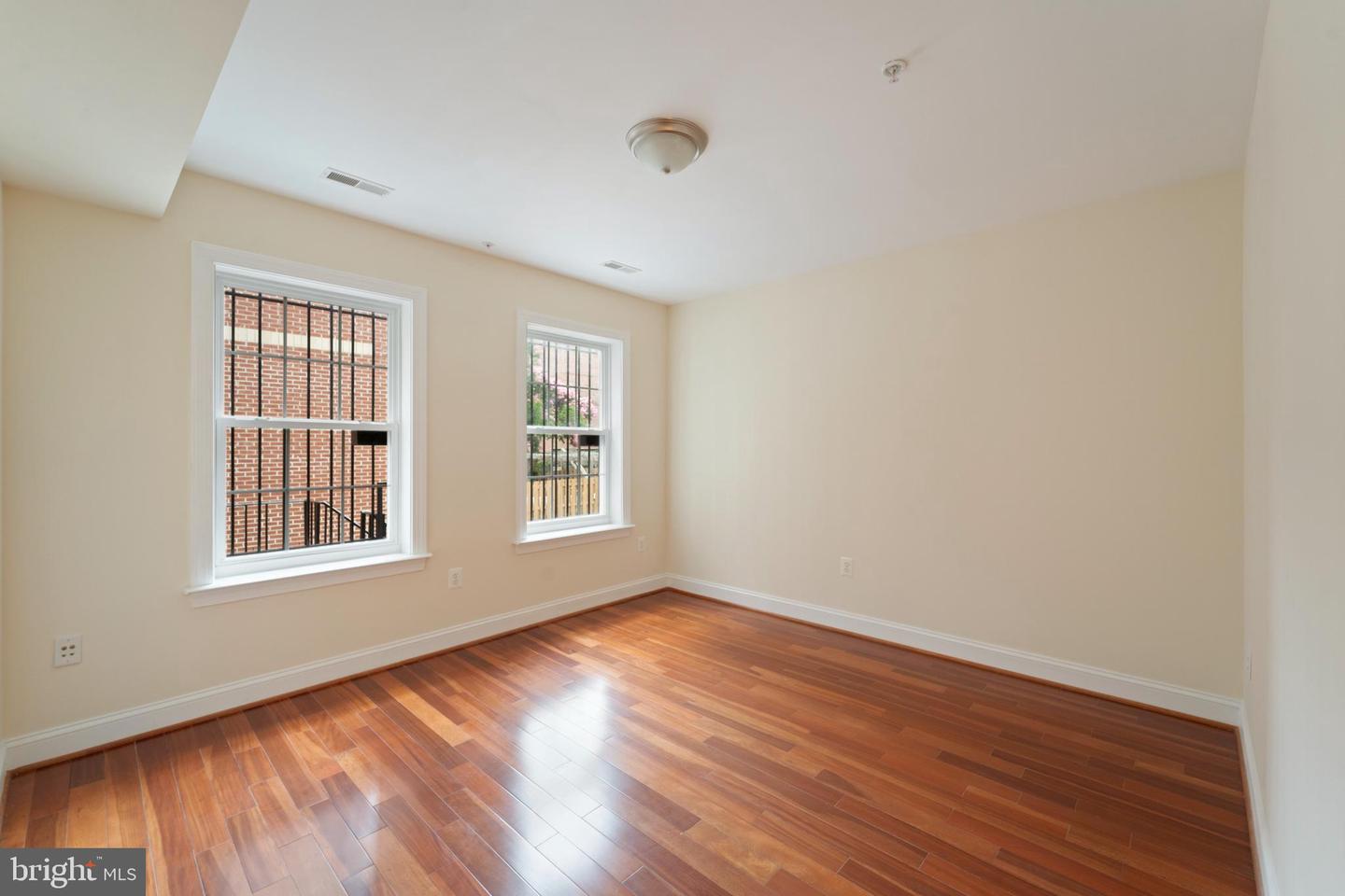911 KENNEDY ST NW #4, WASHINGTON, District Of Columbia 20011, 2 Bedrooms Bedrooms, ,1 BathroomBathrooms,Residential,For sale,911 KENNEDY ST NW #4,DCDC2225788 MLS # DCDC2225788