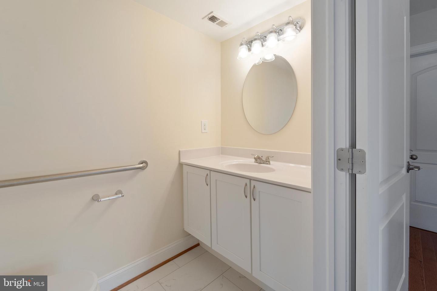 911 KENNEDY ST NW #4, WASHINGTON, District Of Columbia 20011, 2 Bedrooms Bedrooms, ,1 BathroomBathrooms,Residential,For sale,911 KENNEDY ST NW #4,DCDC2225788 MLS # DCDC2225788