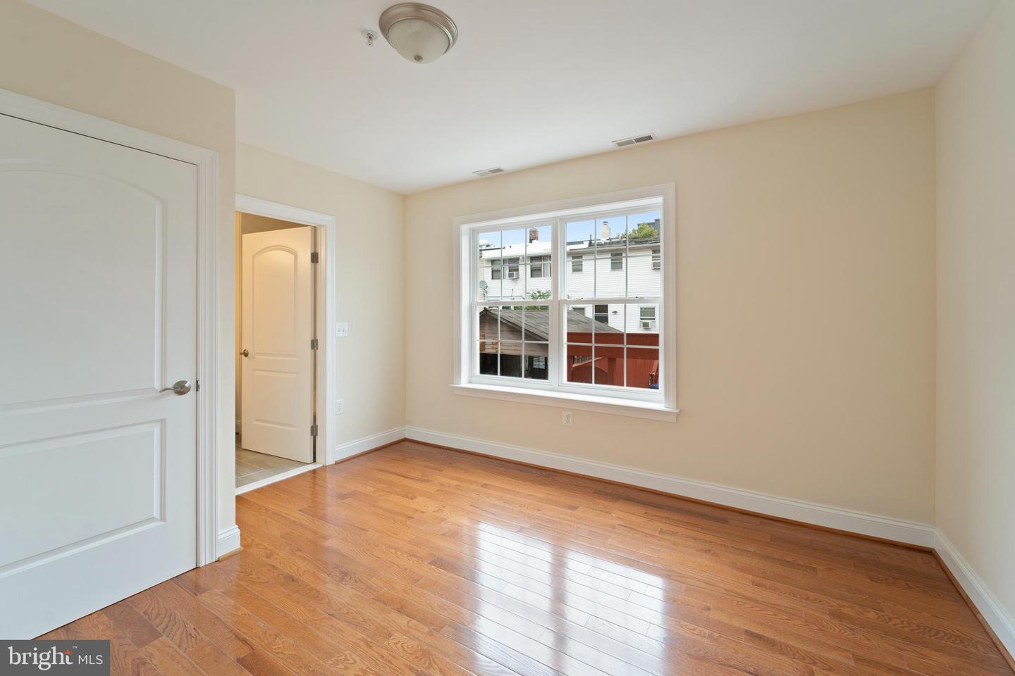 911 KENNEDY ST NW #4, WASHINGTON, District Of Columbia 20011, 2 Bedrooms Bedrooms, ,1 BathroomBathrooms,Residential,For sale,911 KENNEDY ST NW #4,DCDC2225788 MLS # DCDC2225788