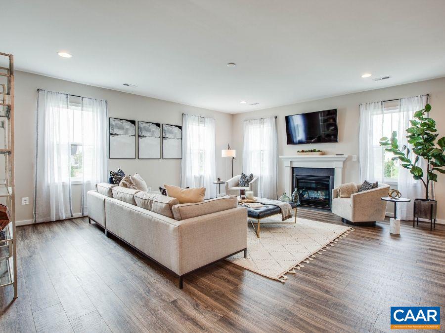 158 LOOKOVER TER, STUARTS DRAFT, Virginia 24477, 3 Bedrooms Bedrooms, ,2 BathroomsBathrooms,Residential,For sale,158 LOOKOVER TER,669728 MLS # 669728