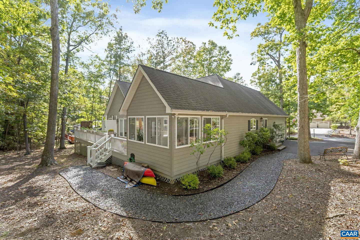 15 OUT OF BOUNDS RD, PALMYRA, Virginia 22963, 3 Bedrooms Bedrooms, ,2 BathroomsBathrooms,Residential,For sale,15 OUT OF BOUNDS RD,669729 MLS # 669729