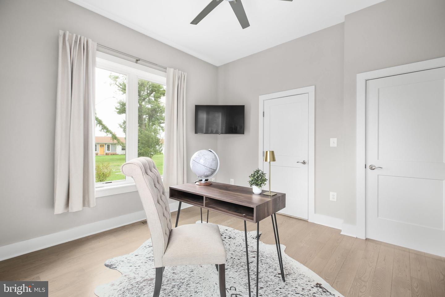 5911 MOUNT VERNON BLVD, LORTON, Virginia 22079, 5 Bedrooms Bedrooms, ,5 BathroomsBathrooms,Residential,For sale,5911 MOUNT VERNON BLVD,VAFX2273036 MLS # VAFX2273036