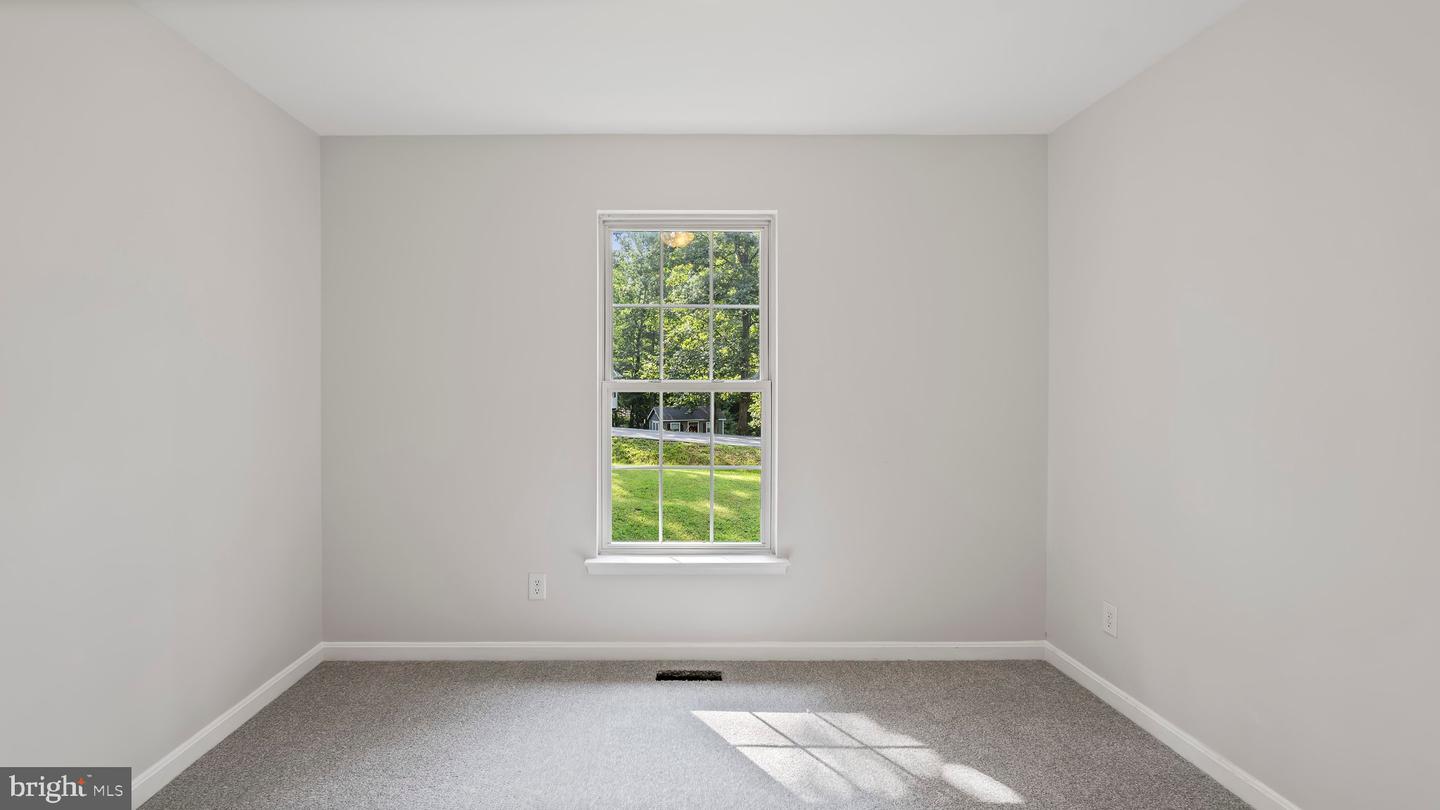 227 KENT DR, RUTHER GLEN, Virginia 22546, 3 Bedrooms Bedrooms, ,2 BathroomsBathrooms,Residential,For sale,227 KENT DR,VACV2008952 MLS # VACV2008952