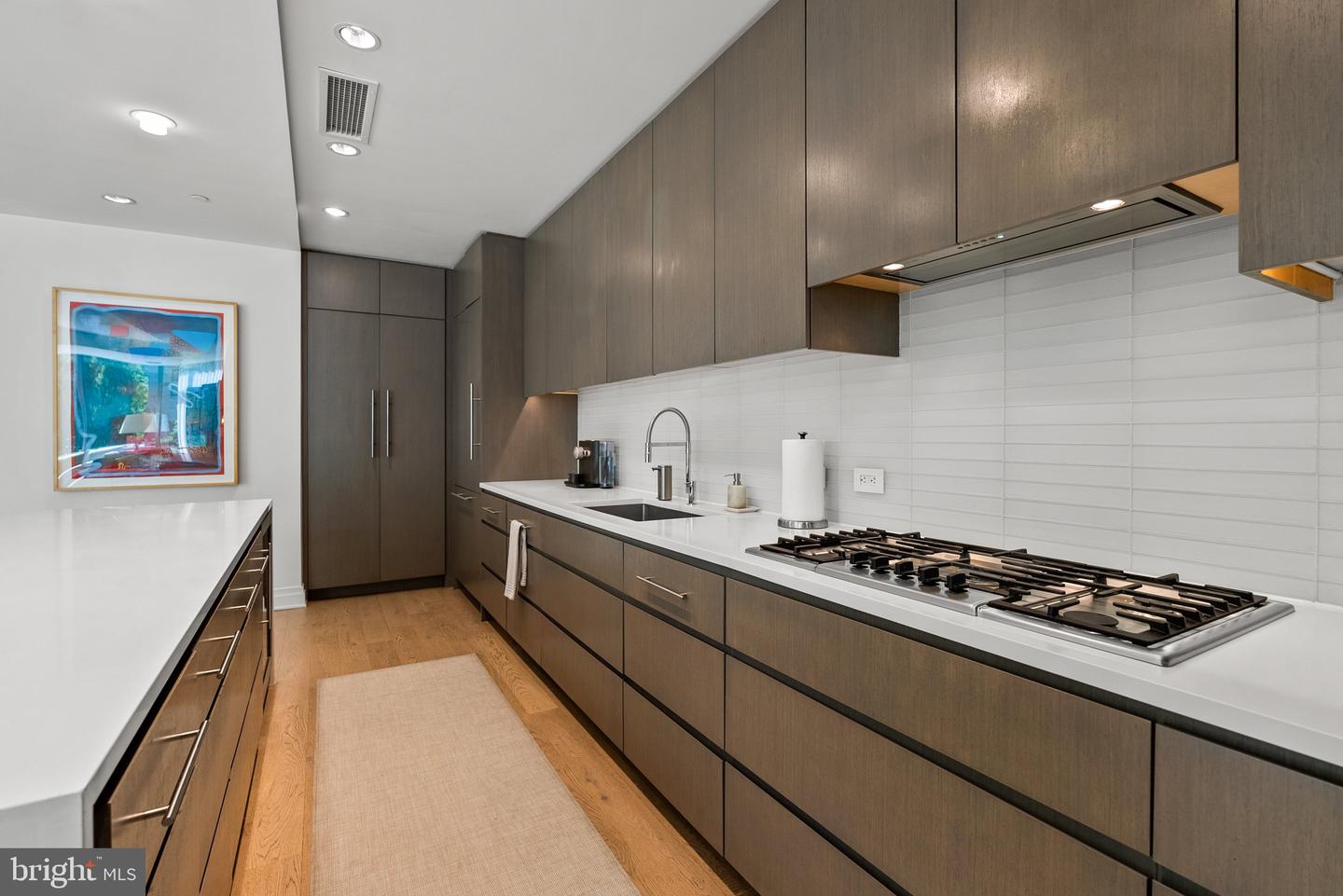 2501 M ST NW #203, WASHINGTON, District Of Columbia 20037, 2 Bedrooms Bedrooms, ,2 BathroomsBathrooms,Residential,For sale,2501 M ST NW #203,DCDC2196234 MLS # DCDC2196234