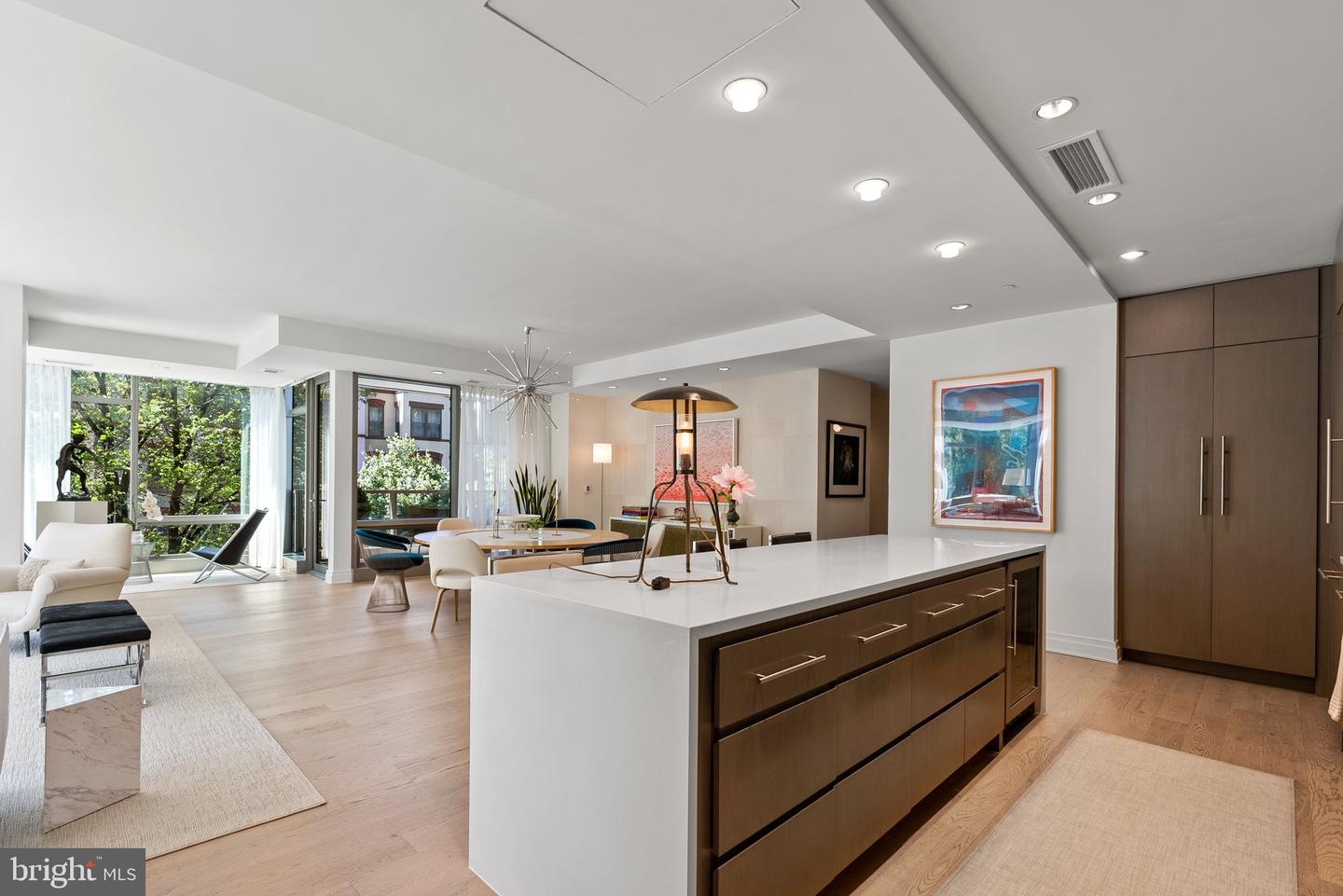 2501 M ST NW #203, WASHINGTON, District Of Columbia 20037, 2 Bedrooms Bedrooms, ,2 BathroomsBathrooms,Residential,For sale,2501 M ST NW #203,DCDC2196234 MLS # DCDC2196234