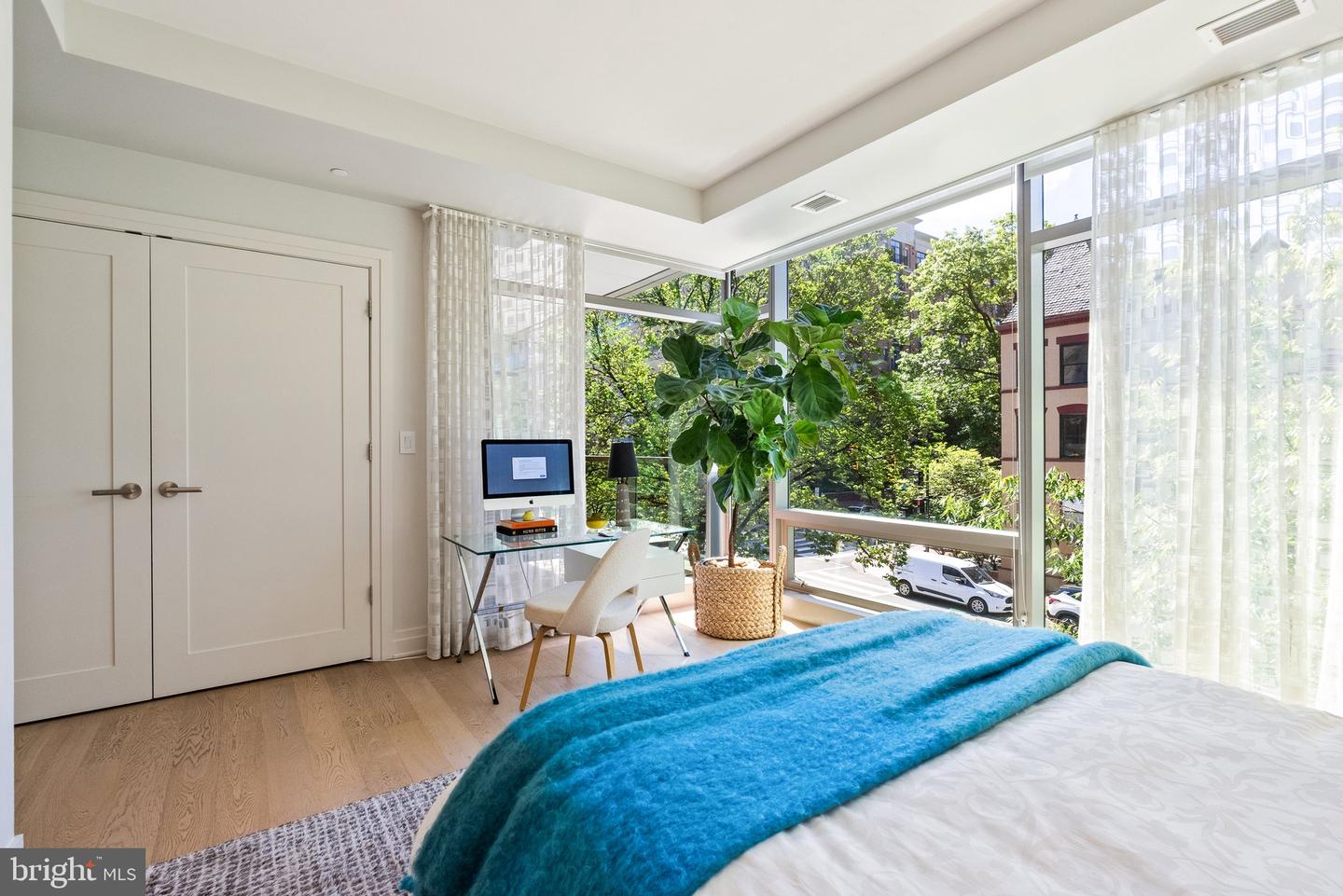 2501 M ST NW #203, WASHINGTON, District Of Columbia 20037, 2 Bedrooms Bedrooms, ,2 BathroomsBathrooms,Residential,For sale,2501 M ST NW #203,DCDC2196234 MLS # DCDC2196234