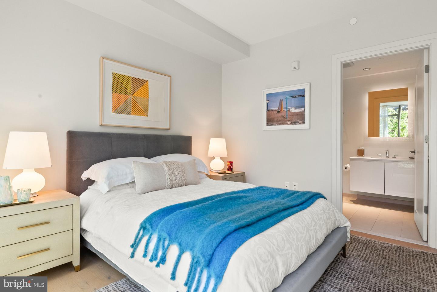 2501 M ST NW #203, WASHINGTON, District Of Columbia 20037, 2 Bedrooms Bedrooms, ,2 BathroomsBathrooms,Residential,For sale,2501 M ST NW #203,DCDC2196234 MLS # DCDC2196234