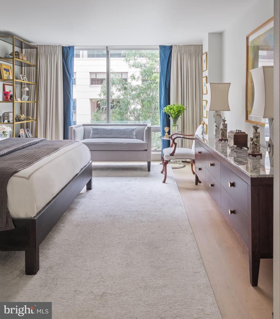 2501 M ST NW #203, WASHINGTON, District Of Columbia 20037, 2 Bedrooms Bedrooms, ,2 BathroomsBathrooms,Residential,For sale,2501 M ST NW #203,DCDC2196234 MLS # DCDC2196234