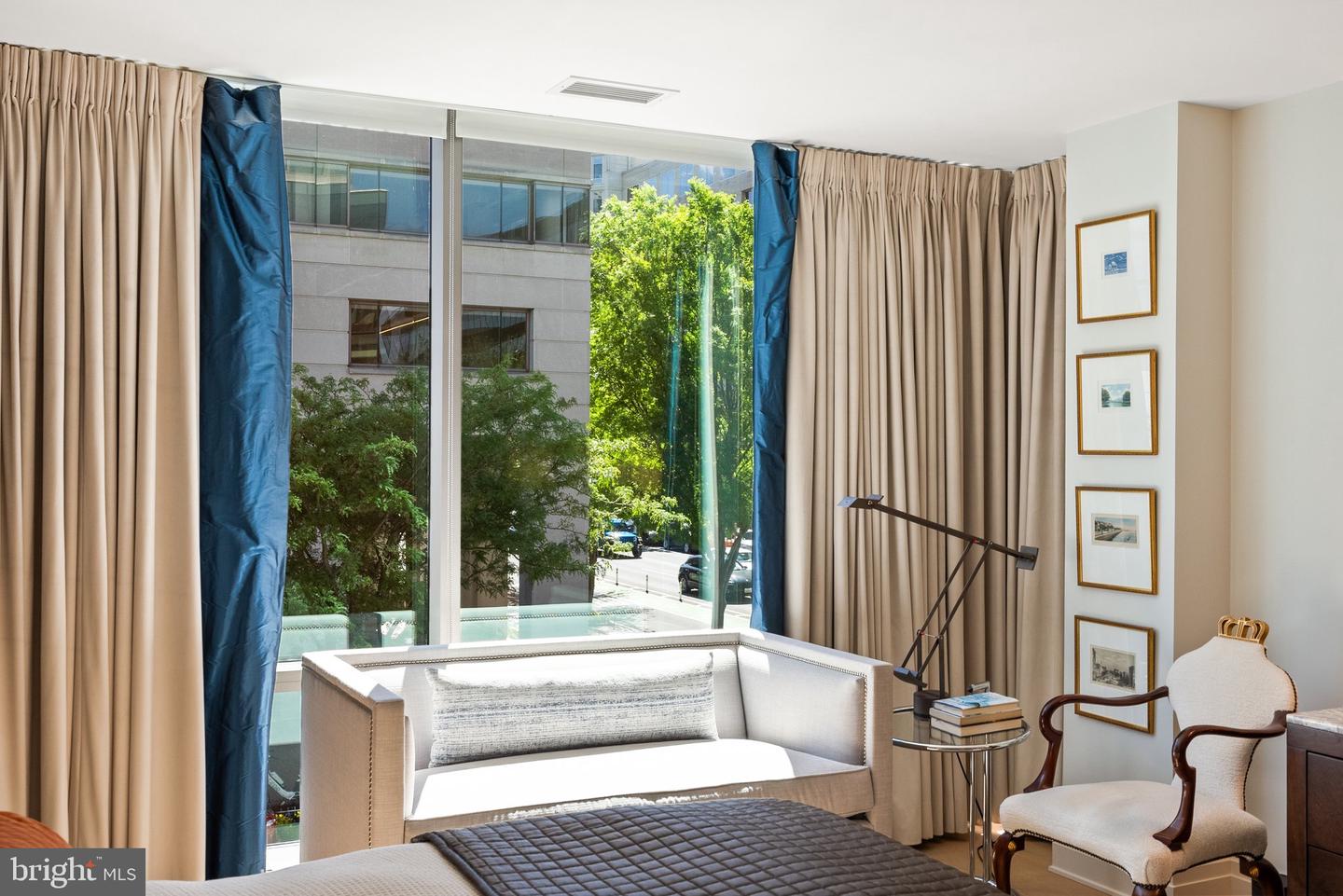 2501 M ST NW #203, WASHINGTON, District Of Columbia 20037, 2 Bedrooms Bedrooms, ,2 BathroomsBathrooms,Residential,For sale,2501 M ST NW #203,DCDC2196234 MLS # DCDC2196234