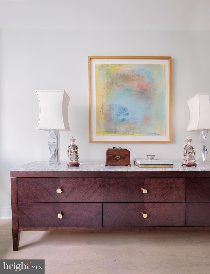 2501 M ST NW #203, WASHINGTON, District Of Columbia 20037, 2 Bedrooms Bedrooms, ,2 BathroomsBathrooms,Residential,For sale,2501 M ST NW #203,DCDC2196234 MLS # DCDC2196234