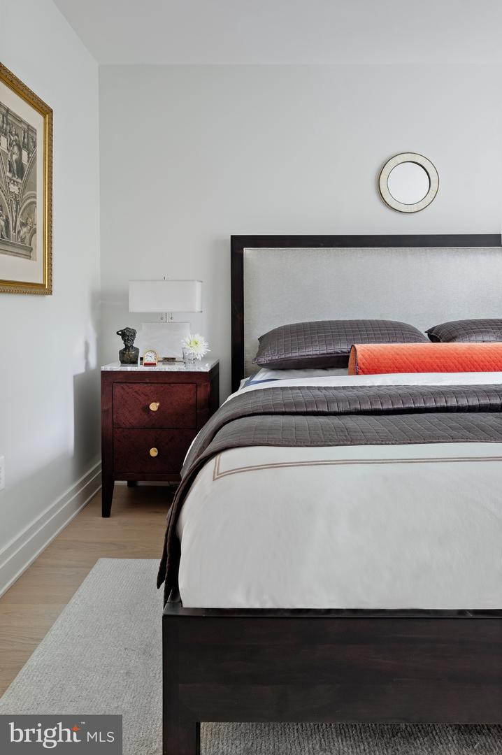 2501 M ST NW #203, WASHINGTON, District Of Columbia 20037, 2 Bedrooms Bedrooms, ,2 BathroomsBathrooms,Residential,For sale,2501 M ST NW #203,DCDC2196234 MLS # DCDC2196234
