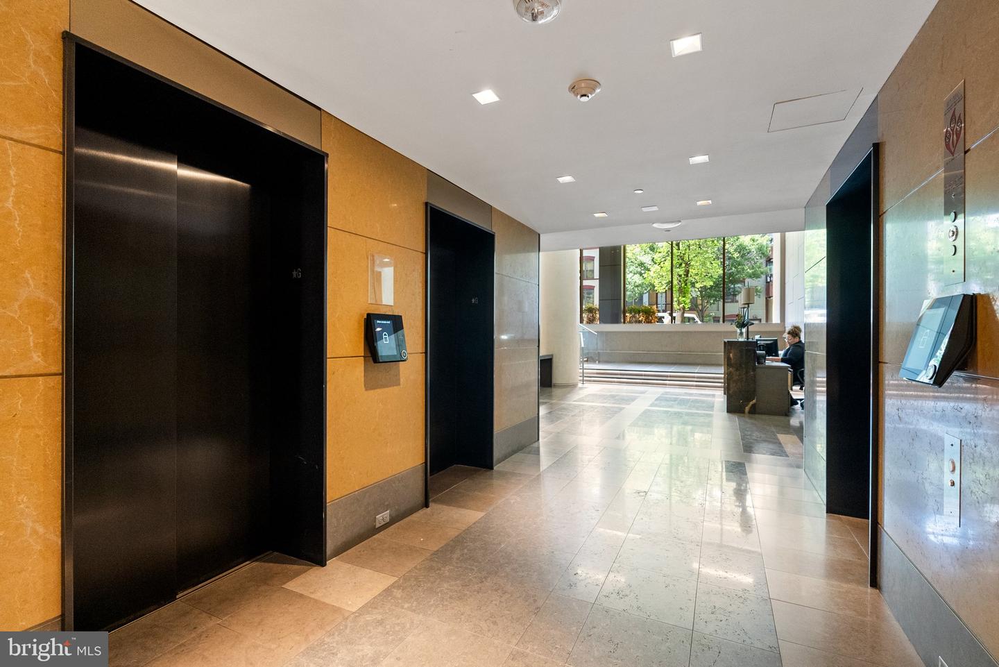 2501 M ST NW #203, WASHINGTON, District Of Columbia 20037, 2 Bedrooms Bedrooms, ,2 BathroomsBathrooms,Residential,For sale,2501 M ST NW #203,DCDC2196234 MLS # DCDC2196234