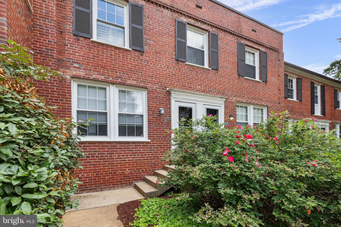 2600 16TH ST S #711, ARLINGTON, Virginia 22204, 1 Bedroom Bedrooms, ,1 BathroomBathrooms,Residential,For sale,2600 16TH ST S #711,VAAR2057444 MLS # VAAR2057444